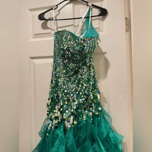 Sherri Hill sequins green mermaid dress - Picture 5 of 7